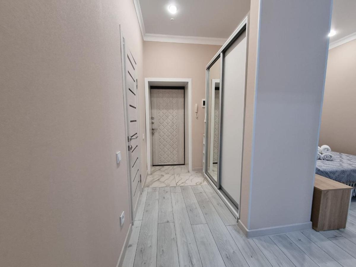 1 Комнатная Рядом C Expo, Mega Silk Way Apartment Astana Exterior photo